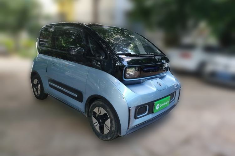 Used Baojun E300 2020 Plus Interstellar Smart Edition Exterior 2
