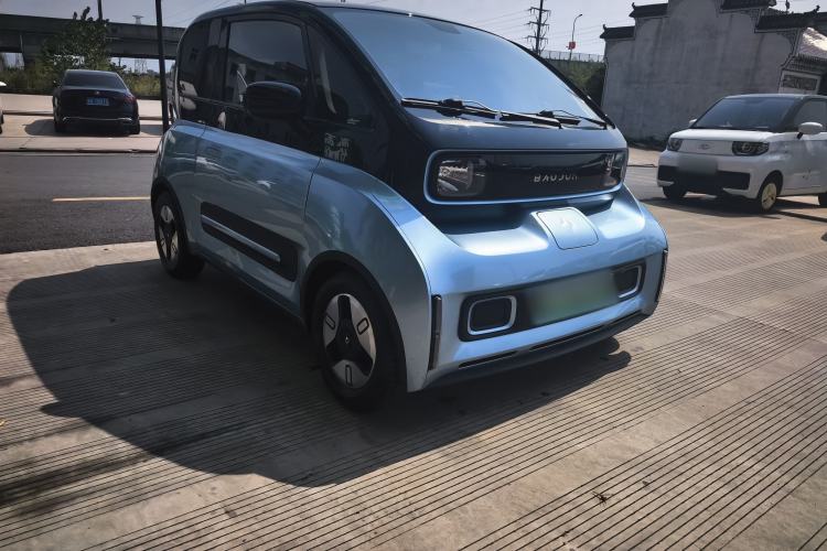 Used Baojun E300 2020 Plus Interstellar Smart Edition Exterior 3
