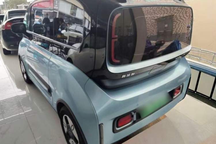Used Baojun E300 2020 Plus Interstellar Smart Edition Exterior 3