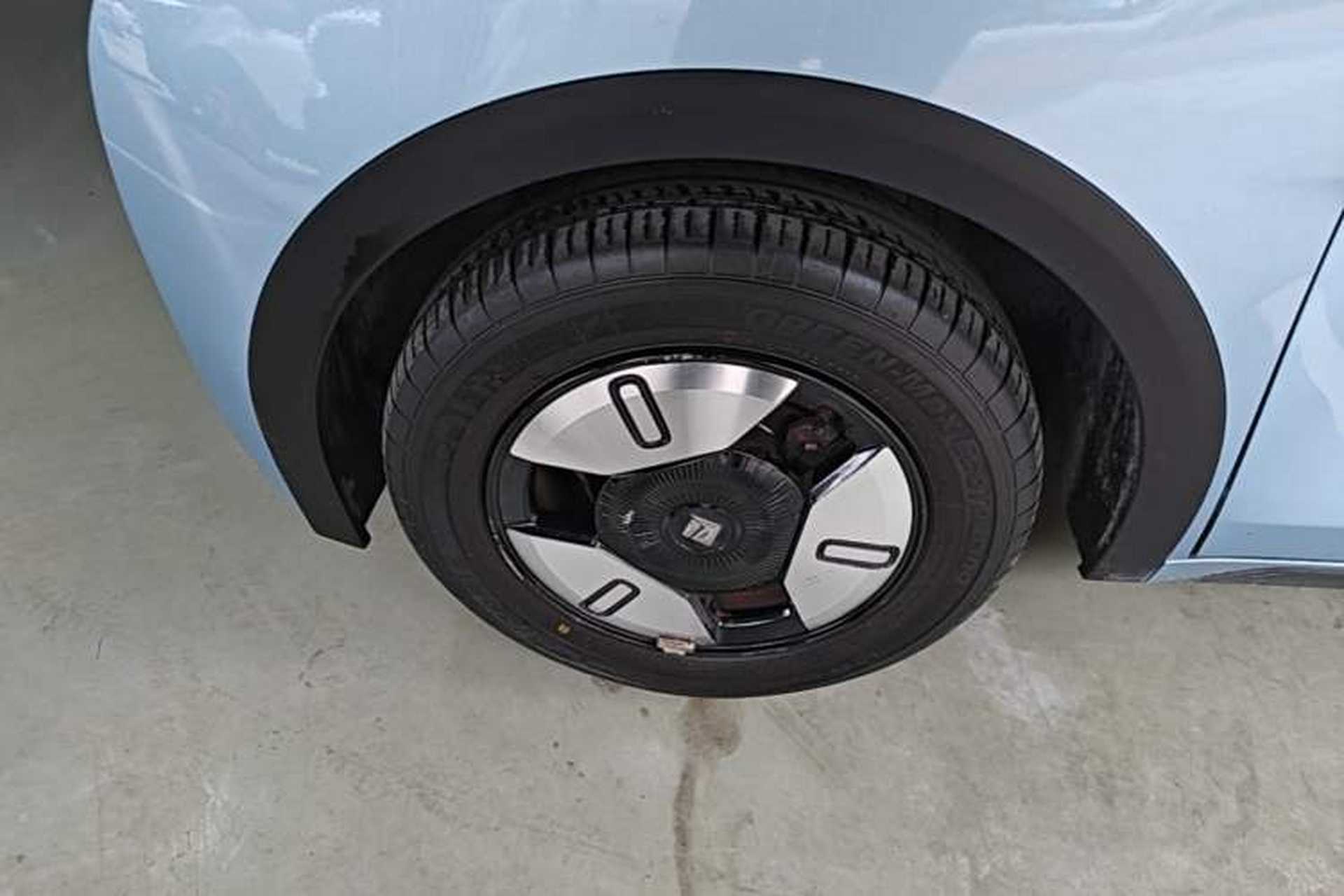 Used Baojun E300 2020 Starry Intelligence Edition Exterior 4