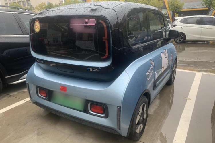 Used Baojun E300 2020 Plus Interstellar Smart Edition Exterior 5