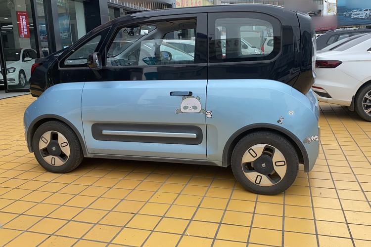 Used Baojun E300 2020 Plus Starry Intelligence Edition Exterior 5