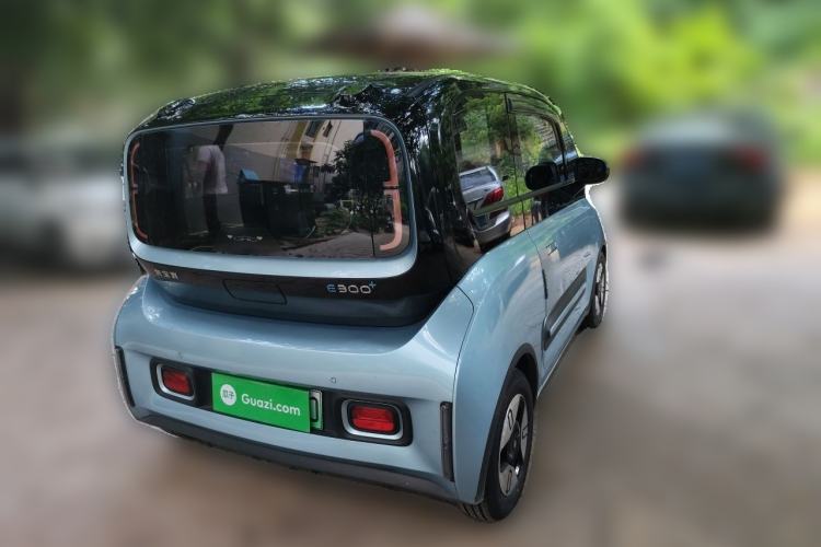 Used Baojun E300 2020 Plus Interstellar Smart Edition Exterior 5