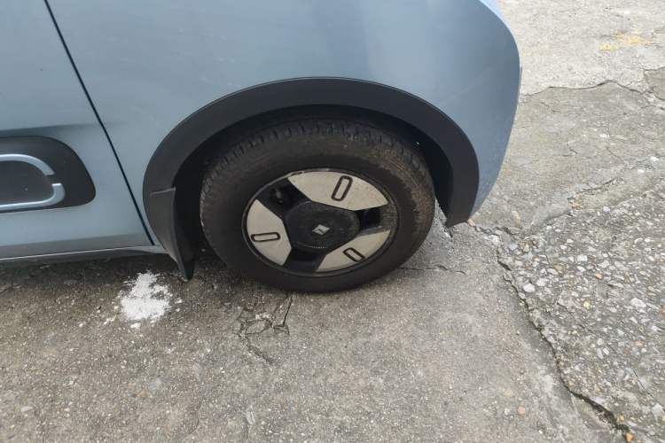 Used Baojun E300 2020 Star Travel Edition Exterior 7