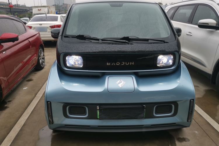 Used Baojun E300 2020 Plus Interstellar Smart Edition Front