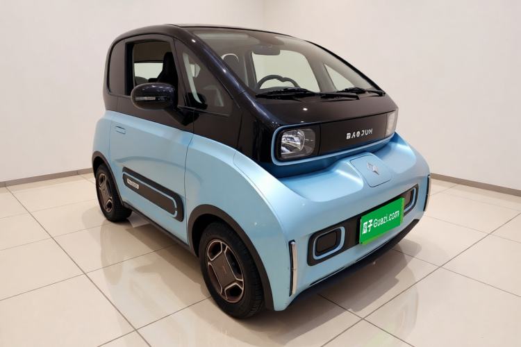 Used Baojun E300 2020 Star Travel Edition Front Right 45 Deg