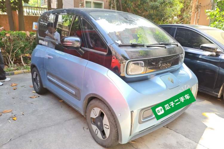 Used Baojun E300 2020 Plus Interstellar Future Edition Front Right 45 Deg