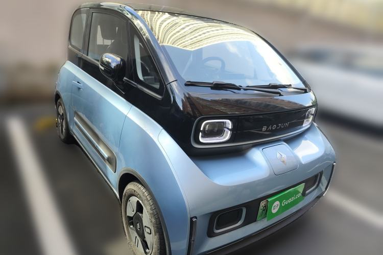 Used Baojun E300 2020 Plus Starry Intelligence Edition Front Right 45 Deg