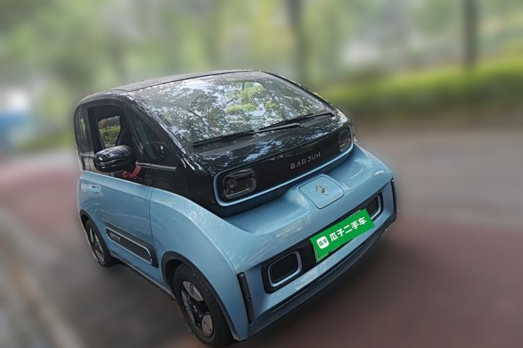 Used Baojun E300 2020 Starry Intelligence Edition Front Right 45 Deg