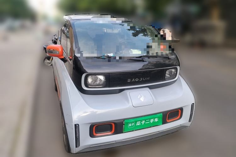 Used Baojun E300 2020 Plus Starry Intelligence Edition Front Right 45 Deg