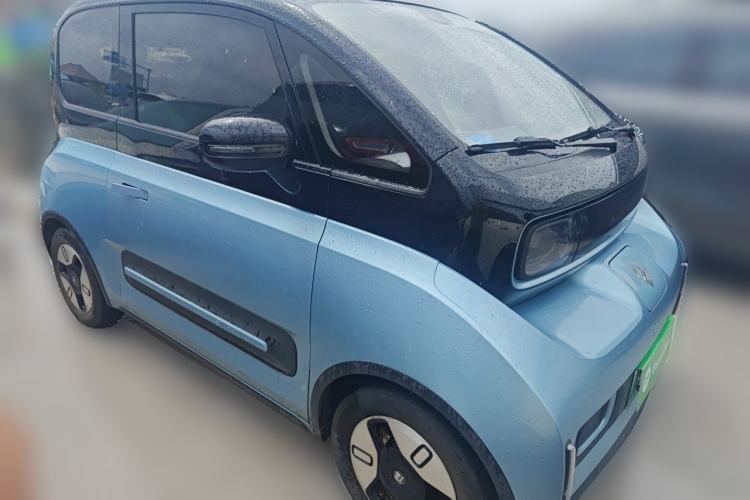 Used Baojun E300 2020 Plus Starry Intelligence Edition Front Right 45 Deg