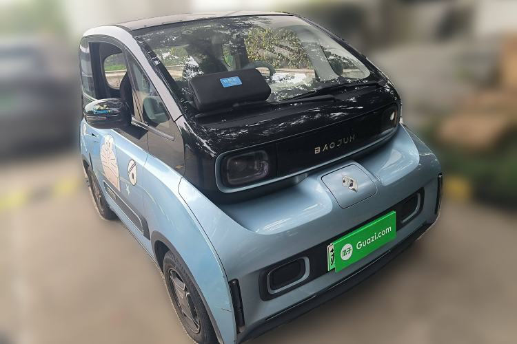 Used Baojun E300 2020 Starry Intelligence Edition Front Right 45 Deg
