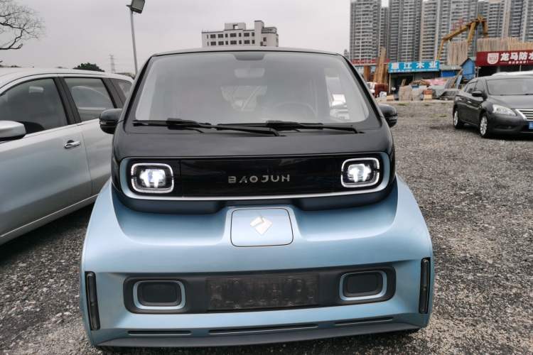 Used Baojun E300 2020 Plus Starry Intelligence Edition Front