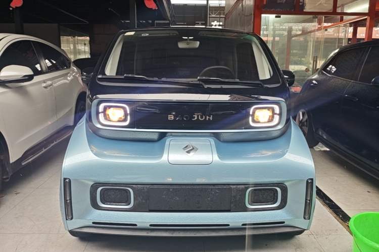 Used Baojun E300 2020 Plus Starry Intelligence Edition Front