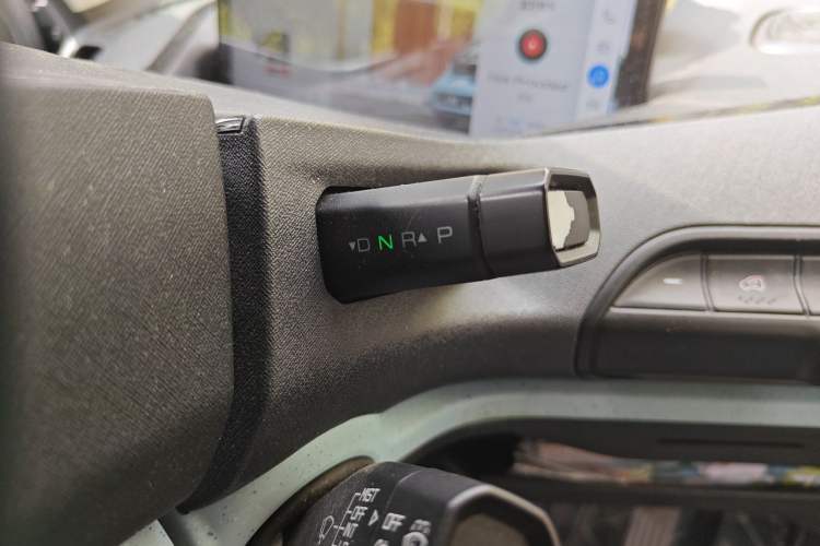 Used Baojun E300 2020 Star Travel Edition Gear Lever