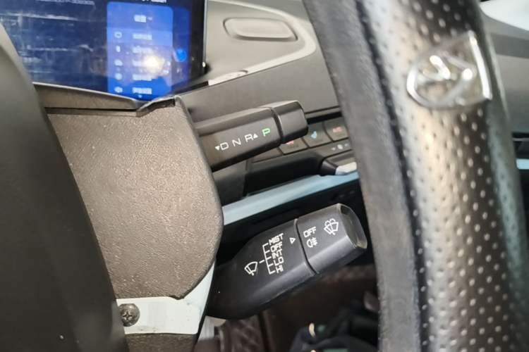 Used Baojun E300 2020 Plus Interstellar Smart Edition Gear Lever