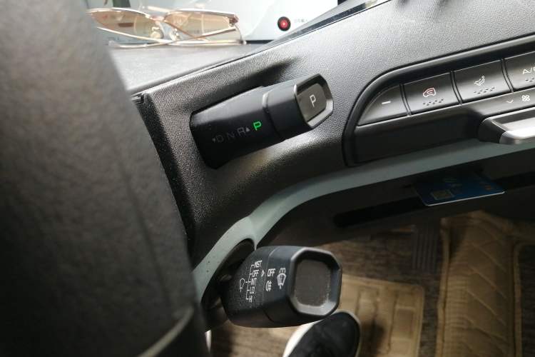 Used Baojun E300 2020 Plus Starry Intelligence Edition Gear Lever