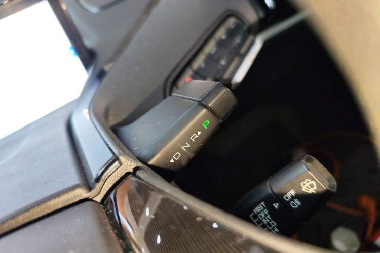 Used Baojun E300 2020 Plus Interstellar Smart Edition Gear Lever