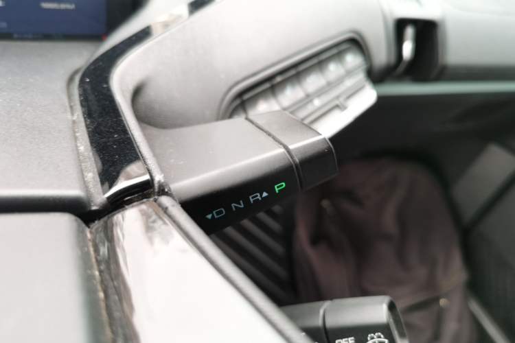 Used Baojun E300 2020 Plus Starry Intelligence Edition Gear Lever