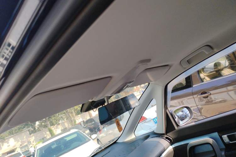 Used Baojun E300 2020 Plus Interstellar Smart Edition Headliner