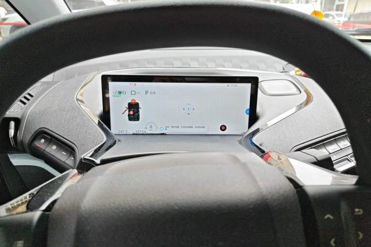 Used Baojun E300 2020 Starry Intelligence Edition Instrument Cluster