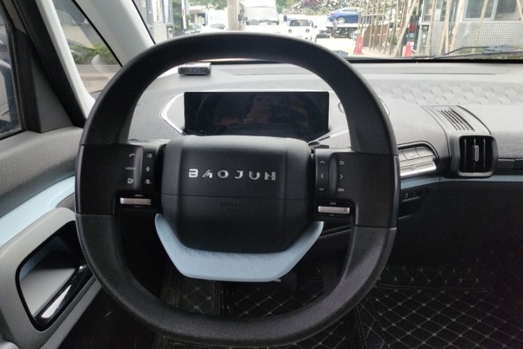 Used Baojun E300 2020 Plus Interstellar Smart Edition Interior 2