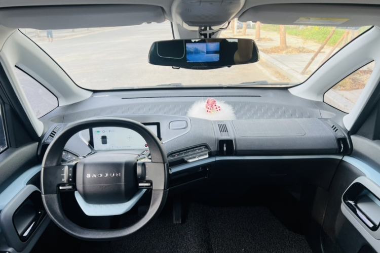 Used Baojun E300 2020 Plus Interstellar Future Edition Interior 2