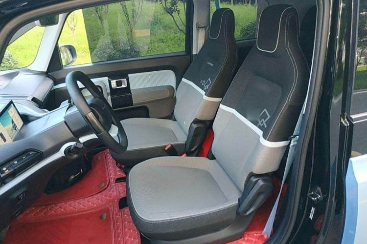 Used Baojun E300 2020 Plus Interstellar Smart Edition Interior 4