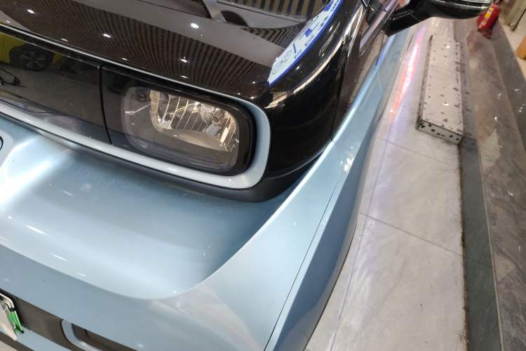 Used Baojun E300 2020 Plus Interstellar Smart Edition Left Front Headlight