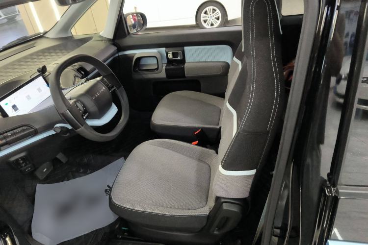 Used Baojun E300 2020 Plus Starry Intelligence Edition Left Front Seat