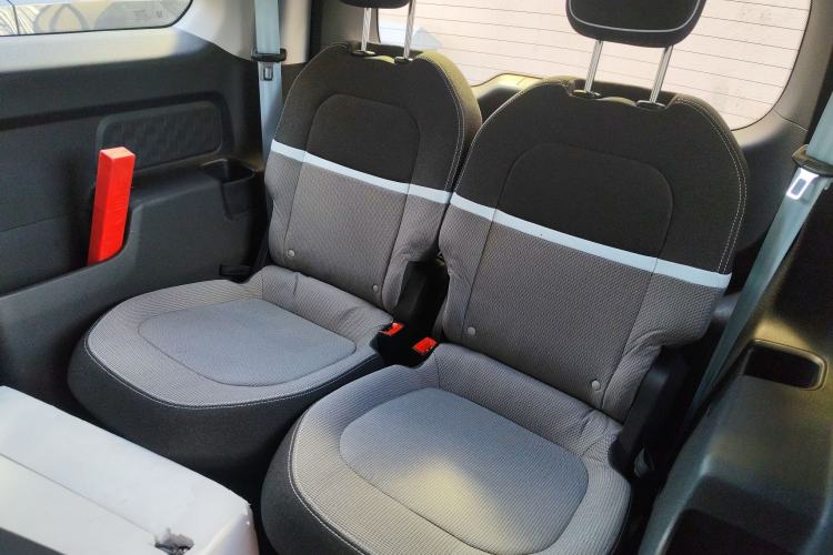 Used Baojun E300 2020 Plus Starry Intelligence Edition Left Rear Seat
