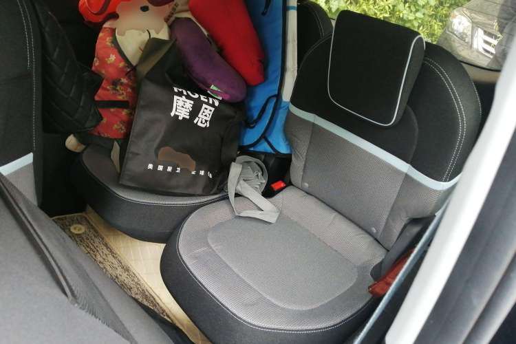 Used Baojun E300 2020 Plus Starry Intelligence Edition Left Rear Seat
