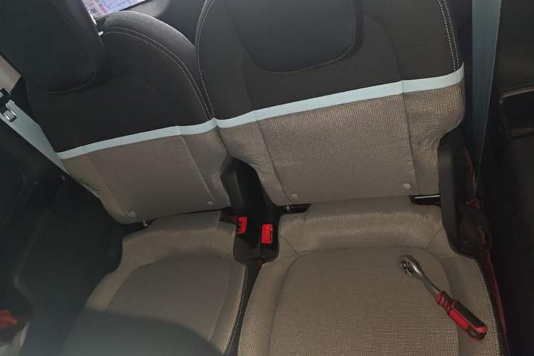 Used Baojun E300 2020 Plus Starry Intelligence Edition Left Rear Seat
