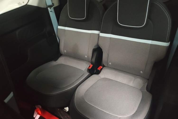 Used Baojun E300 2020 Plus Starry Intelligence Edition Left Rear Seat