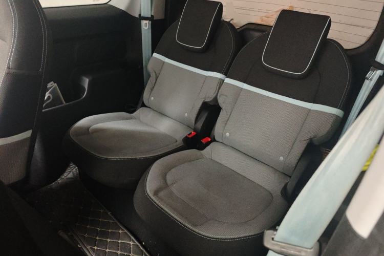 Used Baojun E300 2020 Plus Starry Intelligence Edition Left Rear Seat