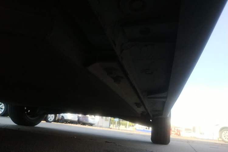 Used Baojun E300 2020 Plus Interstellar Smart Edition Left Side Sill