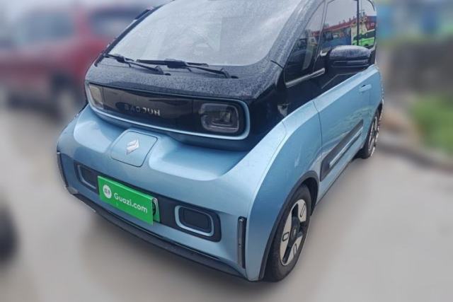 Ojetý Baojun E300 2020 Plus Starry Intelligence Edition