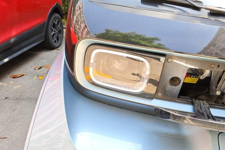 Used Baojun E300 2020 Plus Interstellar Future Edition Right Front Headlight