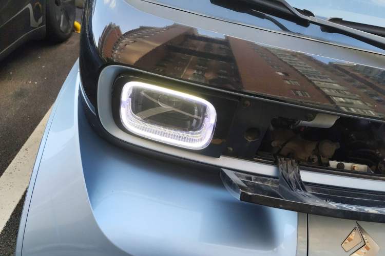 Used Baojun E300 2020 Plus Starry Intelligence Edition Right Front Headlight