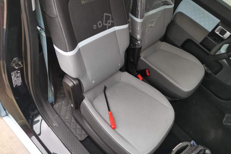 Used Baojun E300 2020 Plus Interstellar Smart Edition Right Front Seat