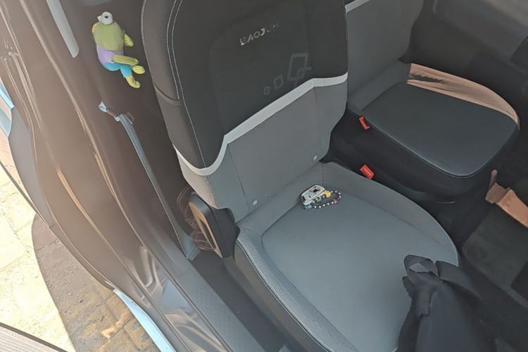 Used Baojun E300 2020 Starry Intelligence Edition Right Front Seat