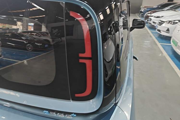 Used Baojun E300 2020 Plus Starry Intelligence Edition Right Rear Taillight