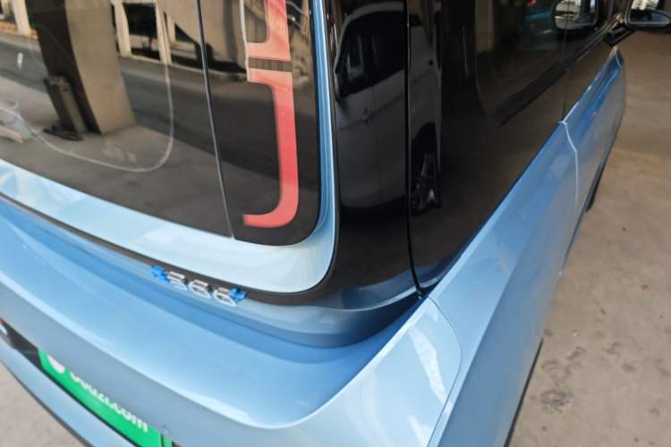 Used Baojun E300 2020 Plus Interstellar Smart Edition Right Rear Taillight