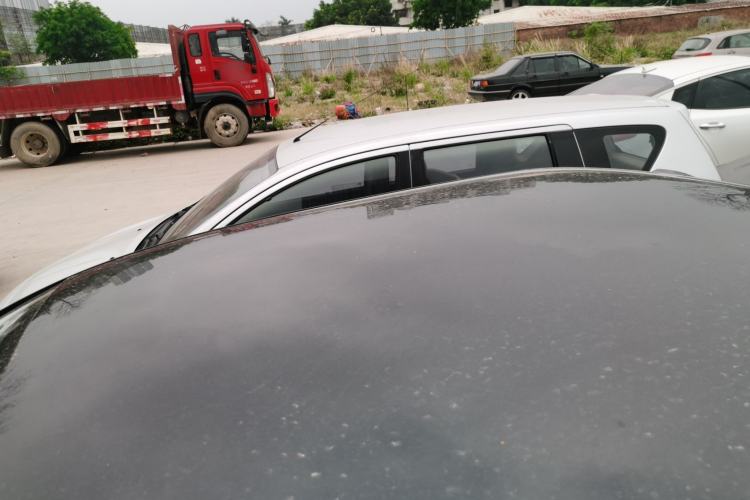 Used Baojun E300 2020 Plus Starry Intelligence Edition Roof
