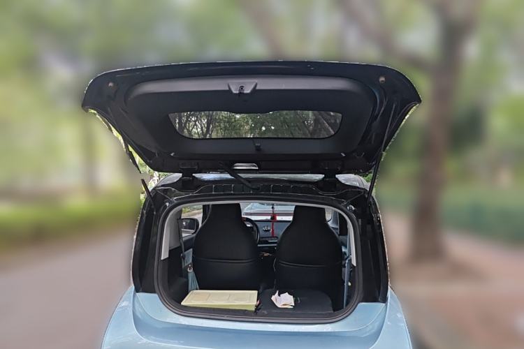 Used Baojun E300 2020 Starry Intelligence Edition Trunk