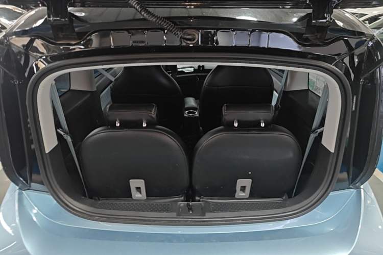 Used Baojun E300 2020 Plus Starry Intelligence Edition Trunk