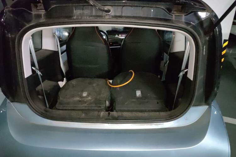 Used Baojun E300 2020 Plus Starry Intelligence Edition Trunk