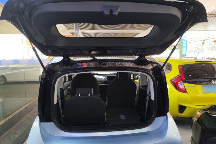 Used Baojun E300 2020 Plus Interstellar Smart Edition Trunk