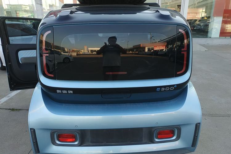 Used Baojun E300 2020 Plus Interstellar Smart Edition Trunk