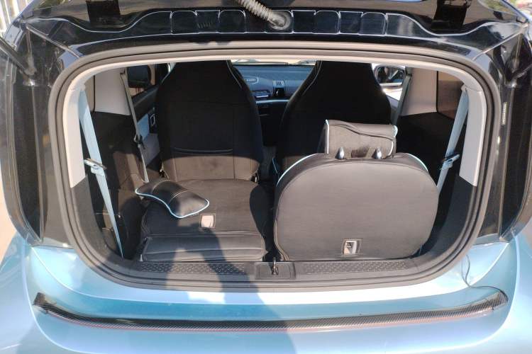 Used Baojun E300 2020 Plus Interstellar Smart Edition Trunk